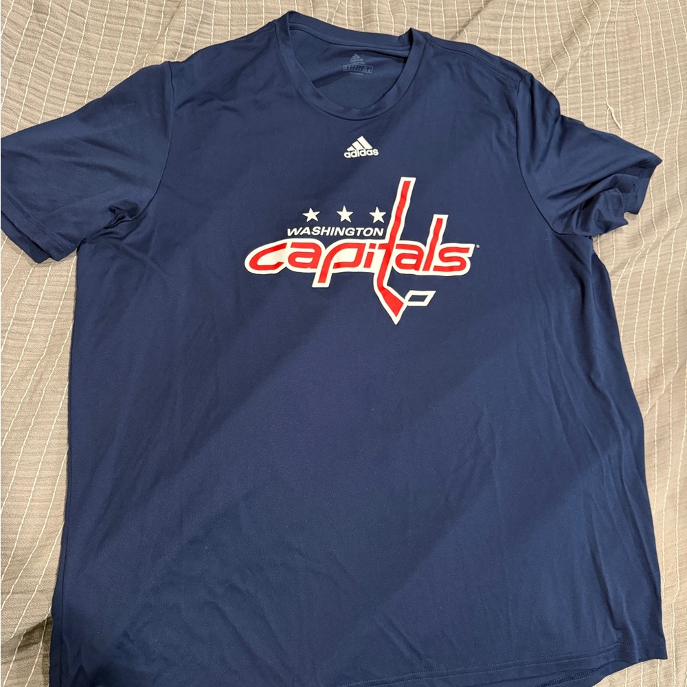 Washington Capitals t-shirt